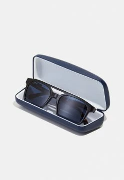 Lacoste Lunettes De Soleil - Black -Lacoste Soldes Magasin ac6cc12b1f4f466395cd30385dc332d5