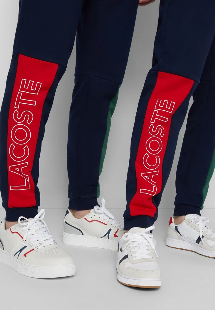 Lacoste UNISEX - Pantalon De Survêtement - Navy Blue/green/red 7 Lacoste UNISEX - Pantalon De Survêtement - Navy Blue/green/red – Image 7