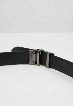 Lacoste CURVED STITCHED EDGES - Ceinture - Black 9 Lacoste CURVED STITCHED EDGES - Ceinture - Black -Lacoste Soldes Magasin b1e1e6977a574eeda90e4a937e4aaaf8