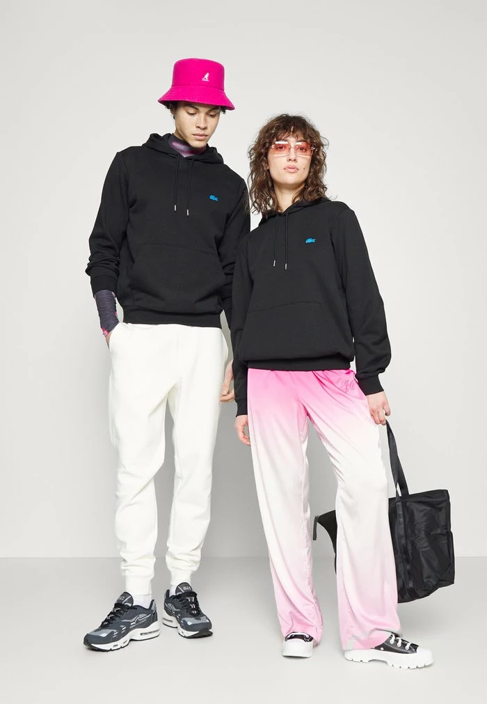 Lacoste UNISEX EXCLUSIVE - Sweat à Capuche - Black 2 Lacoste UNISEX EXCLUSIVE - Sweat à Capuche - Black – Image 2