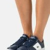 Lacoste CARNABY - Baskets Basses - Navy/white