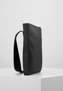 Lacoste FLAT CROSSOVER BAG - Sac Bandoulière - Black -Lacoste Soldes Magasin b2e7f85e82604f25ac99db6e1709036f