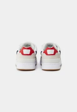 Lacoste T-CLIP 0120 2 SFA - Baskets Basses - Wht/nvy/red -Lacoste Soldes Magasin b438e35b165d4cbaa5526748e9083034