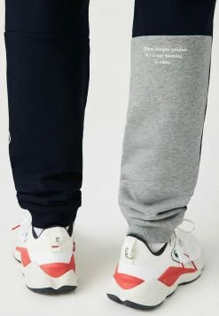 Lacoste Pantalon De Survêtement - Bleu Marine 9 Lacoste Pantalon De Survêtement - Bleu Marine -Lacoste Soldes Magasin b7b6812a17344e59baeb167b3940391d