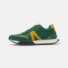 Lacoste DELUXE - Baskets Basses - Dark Green/yellow