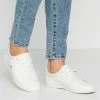 Lacoste REY LACE - Baskets Basses - Offwhite