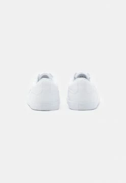 Lacoste LEROND UNISEX - Baskets Basses - White -Lacoste Soldes Magasin c540bfc33ef147aeb63fcccf49e729b2