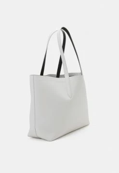 Lacoste Sac Bandoulière - Blanc Sinople -Lacoste Soldes Magasin c72eafbbc4fc42f9934053195ba4f62c