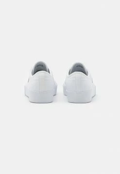 Lacoste ZIANE PLUS GRAND - Baskets Basses - White -Lacoste Soldes Magasin ca3b7a917c9648408d4f4ac10c6db4f1