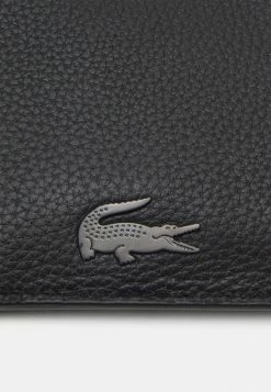 Lacoste SOFT MATE - Sac Bandoulière - Black -Lacoste Soldes Magasin cebf829c920743cf8c2b49e4c61b118e