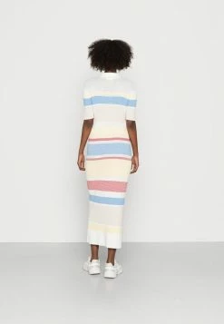 Lacoste Robe Pull - Flour/multicolored -Lacoste Soldes Magasin cf0d1167eff444398fcd16a57e34d0f0