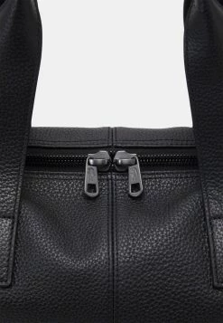 Lacoste SOFT MATE UNISEX - Sac Week-end - Noir -Lacoste Soldes Magasin cf484bea42df4ae1a60262f01f3a4817