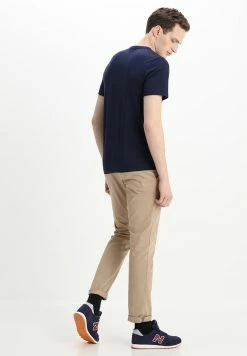 Lacoste T-shirt Basique - Marine -Lacoste Soldes Magasin d5d7fbd4ee764ac98f1f2b4b41c5a752