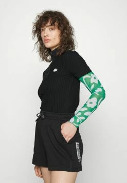 Lacoste EXCLUSIVE - T-shirt Basique - Black -Lacoste Soldes Magasin dac516e4602347fe8fc149cf943dafb7