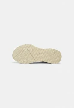 Lacoste MATCH BREAK - Baskets Basses - Light Pink/off White -Lacoste Soldes Magasin de1854586f3443dfbef7b72db21d3032