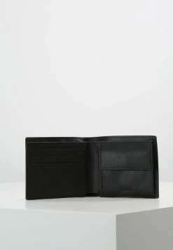 Lacoste BILLFOLD COIN BOX SET - Portefeuille - Black -Lacoste Soldes Magasin e3770676a27d4e3b8cc217e34eb62c83
