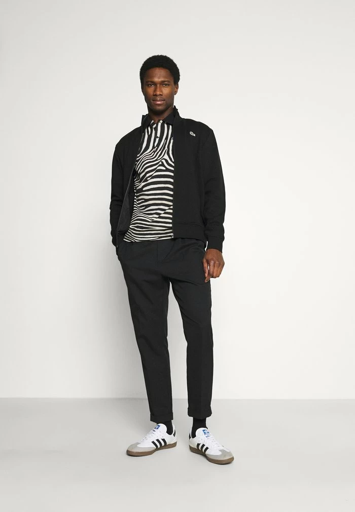 Lacoste Sweat à Capuche Zippé - Black 2 Lacoste Sweat à Capuche Zippé - Black – Image 2