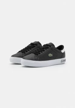 Lacoste POWERCOURT - Baskets Basses - Black/white -Lacoste Soldes Magasin ee55cd5e455544a9b0a5c1333d0d13ce