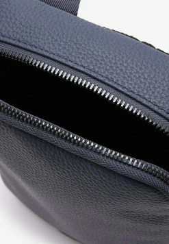 Lacoste Sac Bandoulière - Marine -Lacoste Soldes Magasin f0ef0ffadc5d4d1dae69d9b77c554e38