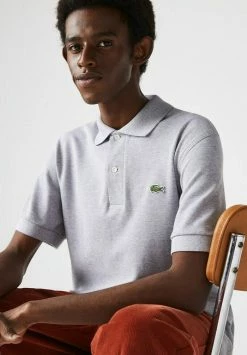 Lacoste Polo - Gris Chine 8 Lacoste Polo - Gris Chine -Lacoste Soldes Magasin f1e5faa4367f4bcb99a1b1e9ff7b2aef