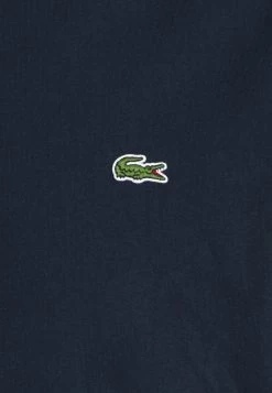 Lacoste T-shirt Imprimé - Bleu Marine/blanc -Lacoste Soldes Magasin f71b29d2f2b84f1abb614e0b6d37ce86