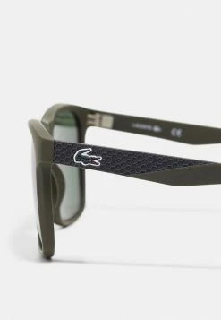 Lacoste Lunettes De Soleil - Green Matte -Lacoste Soldes Magasin f7c084a634c2492eb00d9cb38f556148