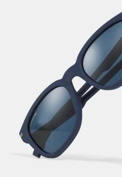 Lacoste Lunettes De Soleil - Matte Blue -Lacoste Soldes Magasin fa6fedcda15b49a2beae7a3e2816e7c0