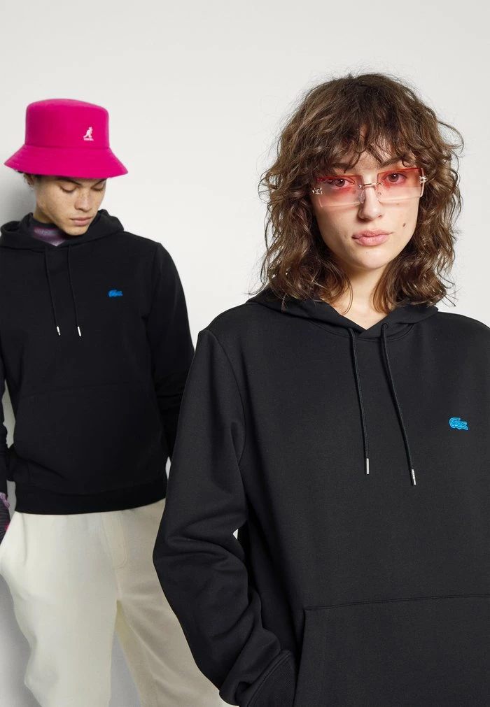 Lacoste UNISEX EXCLUSIVE - Sweat à Capuche - Black 4 Lacoste UNISEX EXCLUSIVE - Sweat à Capuche - Black – Image 4