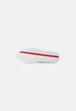 Lacoste EUROPA - Baskets Basses - Wht/nvy/red -Lacoste Soldes Magasin fc33dde00be34d2a9f85d7c1754b19f9