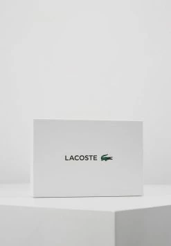 Lacoste BILLFOLD SLOT - Portefeuille - Black -Lacoste Soldes Magasin fdab8ce993ed4fab97bc109cc91039e0